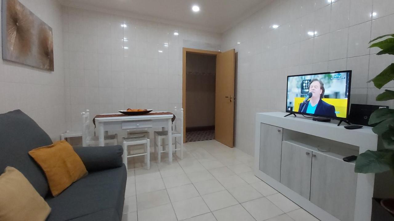 Villa Casa Da Avo - Casa Tipica Em Olhao, Perto Da Marina Esterno foto