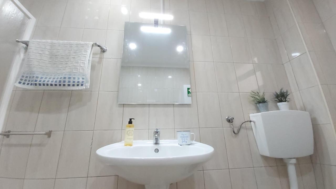 Villa Casa Da Avo - Casa Tipica Em Olhao, Perto Da Marina Esterno foto